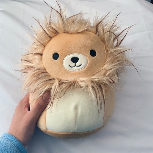 NWT! Francis the Lion 8 inch Rare Valentines Squishmallow 2022 - Picture 1 of 4